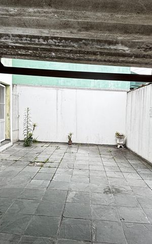 Casa para alugar com 67m², 2 quartos e 1 vaga Casa para alugar com 67m², 2 quartos e 1 vagaGaragem