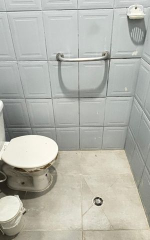 Casa para alugar com 67m², 2 quartos e 1 vaga Casa para alugar com 67m², 2 quartos e 1 vagaBanheiro