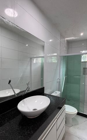 Casa de condomínio para alugar com 226m², 3 quartos e 2 vagas Casa de condomínio para alugar com 226m², 3 quartos e 2 vagasBanheiro Suíte