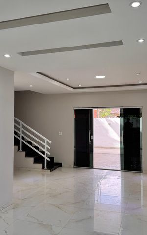 Casa de condomínio para alugar com 226m², 3 quartos e 2 vagas Casa de condomínio para alugar com 226m², 3 quartos e 2 vagasSala