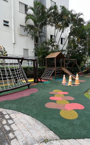 Apartamento para alugar com 44m², 2 quartos e 1 vaga Apartamento para alugar com 44m², 2 quartos e 1 vagaÁrea comum - Playground