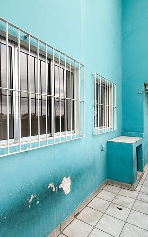 Casa à venda com 221m², 5 quartos e 2 vagas Casa à venda com 221m², 5 quartos e 2 vagasCasa 1
