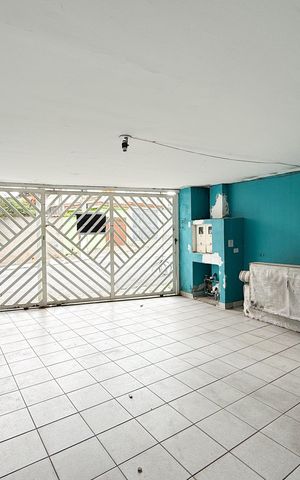 Casa à venda com 221m², 5 quartos e 2 vagas Casa à venda com 221m², 5 quartos e 2 vagasCasa 123