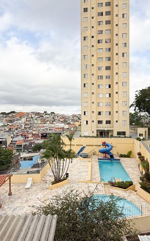 Casa à venda com 221m², 5 quartos e 2 vagas Casa à venda com 221m², 5 quartos e 2 vagasVista casa
