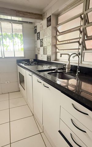 Casa à venda com 221m², 5 quartos e 2 vagas Casa à venda com 221m², 5 quartos e 2 vagasCasa 3