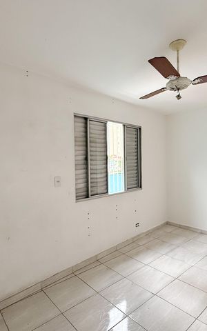 Casa à venda com 221m², 5 quartos e 2 vagas Casa à venda com 221m², 5 quartos e 2 vagasCasa 1