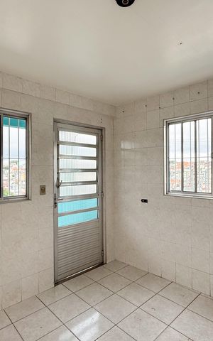 Casa à venda com 221m², 5 quartos e 2 vagas Casa à venda com 221m², 5 quartos e 2 vagasCasa 2