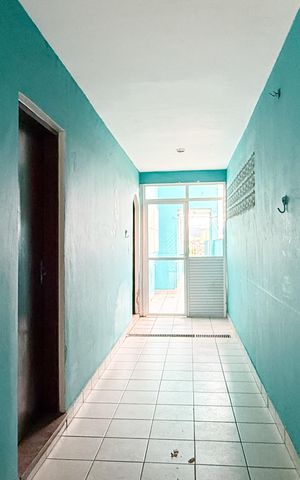 Casa à venda com 221m², 5 quartos e 2 vagas Casa à venda com 221m², 5 quartos e 2 vagasCasa 1