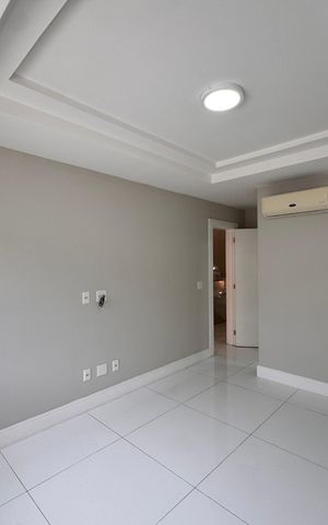 Casa de condomínio para alugar com 382m², 6 quartos e 3 vagas Casa de condomínio para alugar com 382m², 6 quartos e 3 vagasSuíte 5