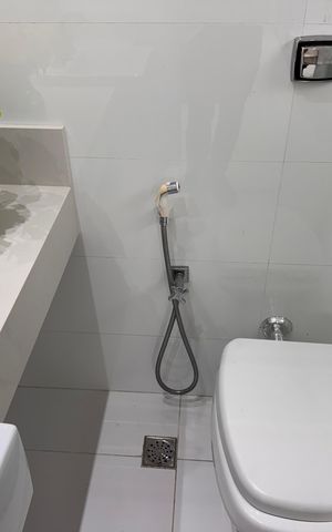 Casa de condomínio para alugar com 382m², 6 quartos e 3 vagas Casa de condomínio para alugar com 382m², 6 quartos e 3 vagasSuíte 3/Closet - Banheiro