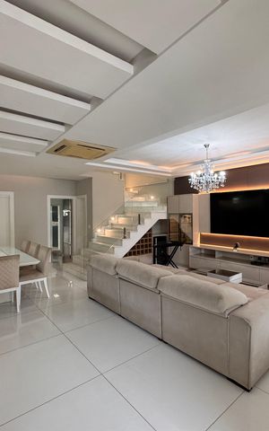 Casa de condomínio para alugar com 382m², 6 quartos e 3 vagas Casa de condomínio para alugar com 382m², 6 quartos e 3 vagasSala