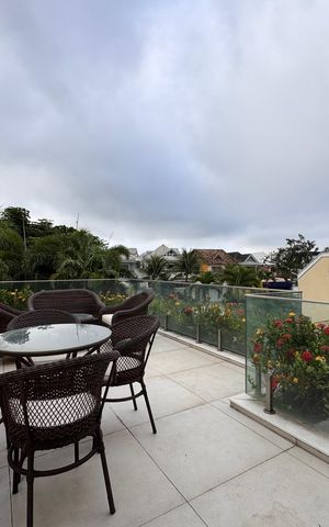 Casa de condomínio para alugar com 382m², 6 quartos e 3 vagas Casa de condomínio para alugar com 382m², 6 quartos e 3 vagasSuíte 2 - Varanda