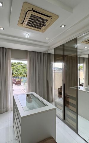 Casa de condomínio para alugar com 382m², 6 quartos e 3 vagas Casa de condomínio para alugar com 382m², 6 quartos e 3 vagasSuíte 3/Closet