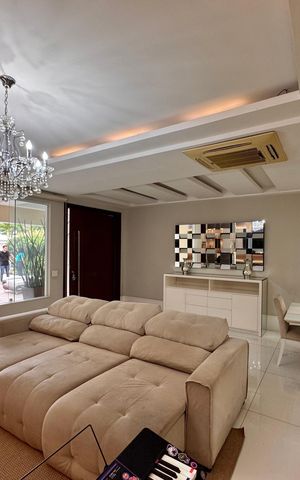 Casa de condomínio para alugar com 382m², 6 quartos e 3 vagas Casa de condomínio para alugar com 382m², 6 quartos e 3 vagasSala