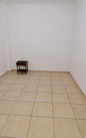 Apartamento à venda com 77m², 1 quarto e sem vagaQuarto 
