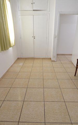 Apartamento à venda com 77m², 1 quarto e sem vagaQuarto 