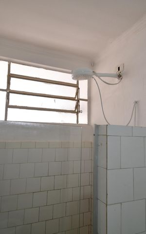 Apartamento à venda com 77m², 1 quarto e sem vagaBanheiro