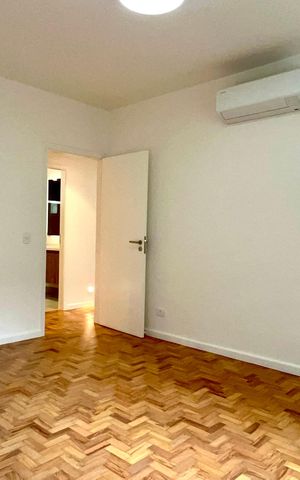 Apartamento à venda com 147m², 3 quartos e 1 vaga Apartamento à venda com 147m², 3 quartos e 1 vagaQuarto 1