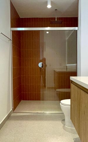 Apartamento à venda com 147m², 3 quartos e 1 vaga Apartamento à venda com 147m², 3 quartos e 1 vagaBanheiro