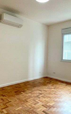 Apartamento à venda com 147m², 3 quartos e 1 vaga Apartamento à venda com 147m², 3 quartos e 1 vagaQuarto 1