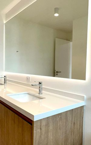 Apartamento à venda com 147m², 3 quartos e 1 vaga Apartamento à venda com 147m², 3 quartos e 1 vagaBanheiro da Suíte