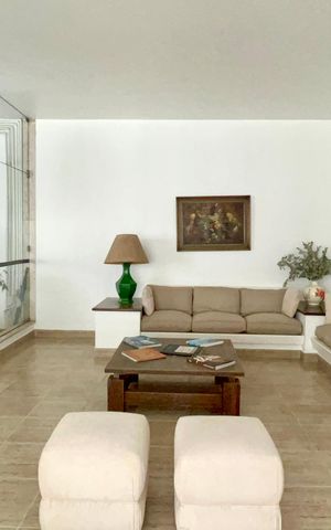 Apartamento à venda com 147m², 3 quartos e 1 vaga Apartamento à venda com 147m², 3 quartos e 1 vagaHall de entrada