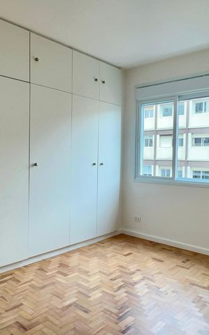 Apartamento à venda com 147m², 3 quartos e 1 vaga Apartamento à venda com 147m², 3 quartos e 1 vagaSuíte