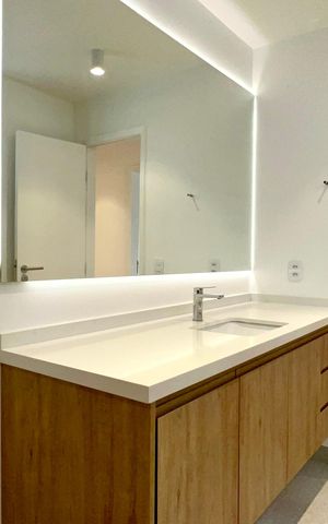 Apartamento à venda com 147m², 3 quartos e 1 vaga Apartamento à venda com 147m², 3 quartos e 1 vagaBanheiro