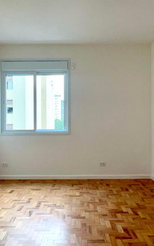 Apartamento à venda com 147m², 3 quartos e 1 vaga Apartamento à venda com 147m², 3 quartos e 1 vagaSuíte