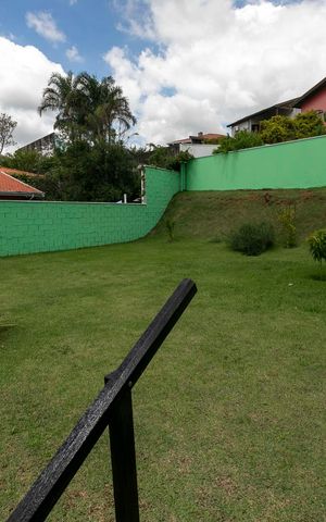 Casa de condomínio para alugar com 140m², 3 quartos e 4 vagasQUINTAL