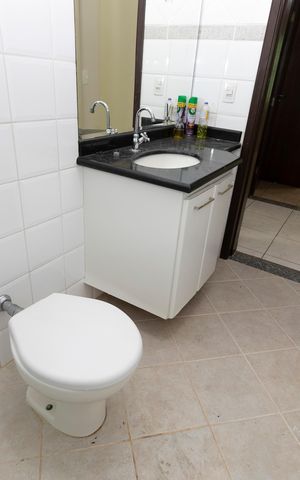 Casa de condomínio para alugar com 140m², 3 quartos e 4 vagasBANHEIRO SOCIAL