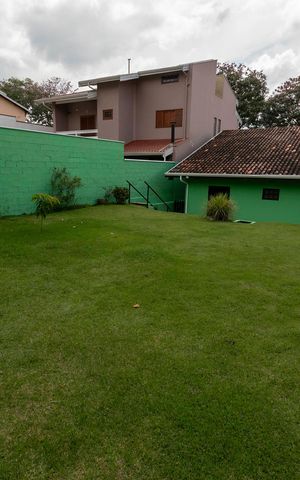 Casa de condomínio para alugar com 140m², 3 quartos e 4 vagasQUINTAL