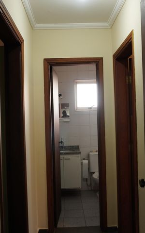 Apartamento para alugar com 75m², 2 quartos e 1 vagaQuartos Corredor