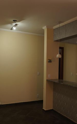 Apartamento para alugar com 75m², 2 quartos e 1 vagaSala