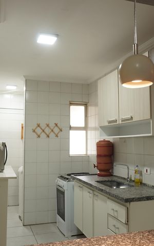 Apartamento para alugar com 75m², 2 quartos e 1 vagaCozinha e Área de Serviço
