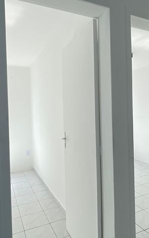 Apartamento para alugar com 48m², 2 quartos e 1 vaga Apartamento para alugar com 48m², 2 quartos e 1 vagaCômodo de distribuição
