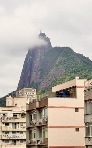 Apartamento para alugar com 78m², 2 quartos e sem vaga