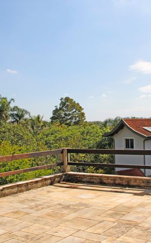 Casa de condomínio para alugar com 920m², 3 quartos e 4 vagasÁrea externa