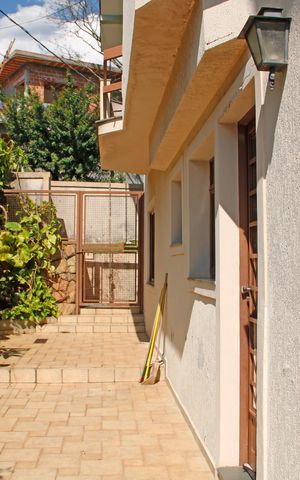 Casa de condomínio para alugar com 920m², 3 quartos e 4 vagasÁrea externa