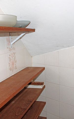 Casa de condomínio para alugar com 920m², 3 quartos e 4 vagasDespensa
