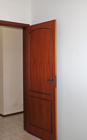 Casa de condomínio para alugar com 920m², 3 quartos e 4 vagasQuarto serviço 1