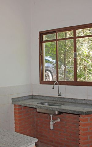 Casa de condomínio para alugar com 920m², 3 quartos e 4 vagasChurrasqueira