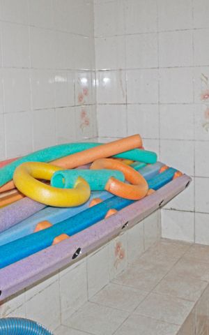 Casa de condomínio para alugar com 920m², 3 quartos e 4 vagasSauna