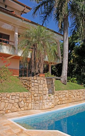 Casa de condomínio para alugar com 920m², 3 quartos e 4 vagasPiscina
