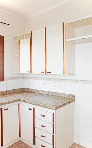 Casa de condomínio para alugar com 920m², 3 quartos e 4 vagasCozinha
