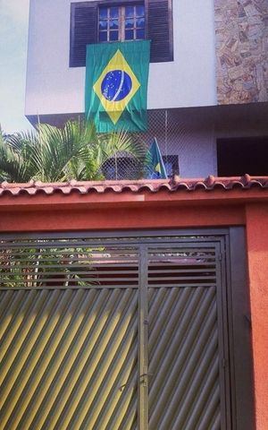 Casa à venda com 185m², 3 quartos e 5 vagas