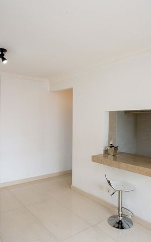 Apartamento para alugar com 65m², 2 quartos e 1 vagaSala