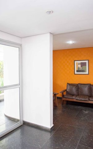 Apartamento para alugar com 65m², 2 quartos e 1 vagaHall social