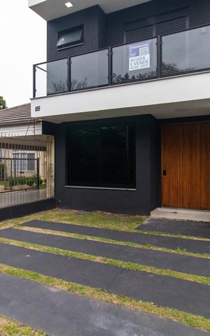 Casa para alugar com 170m², 3 quartos e 2 vagas Casa para alugar com 170m², 3 quartos e 2 vagasFachada