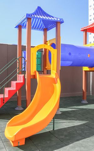 Apartamento à venda com 27m², 1 quarto e sem vaga Apartamento à venda com 27m², 1 quarto e sem vagaÁrea comum - Playground